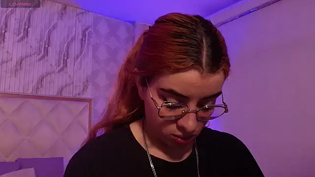 Naomy tay1 online show from 11/29/25, 02:36