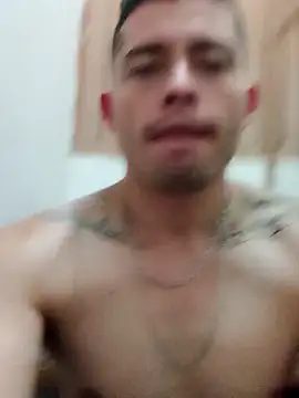 PitudoWuero online show from 09/21/25, 06:26