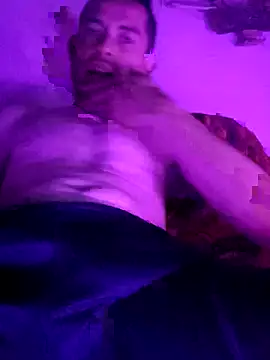 PitudoWuero online show from 04/06/26, 06:03