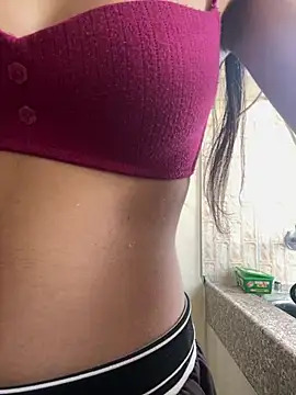 Snapshot of modelnishu chatting on 06/27/26, 04:39 modelnishu online show from 06/27/26, 04:39
