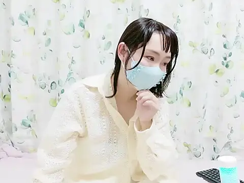 Snapshot of RenaFcup chatting on 09/19/25, 01:51 RenaFcup online show from 09/19/25, 01:51