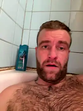 Snapshot of jarda94cz chatting on 11/15/25, 08:00 jarda94cz online show from 11/15/25, 08:00