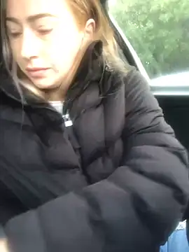 Reina Cummings online show from 10/05/25, 05:06