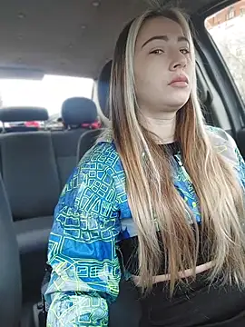 Reina Cummings online show from 03/26/26, 06:19