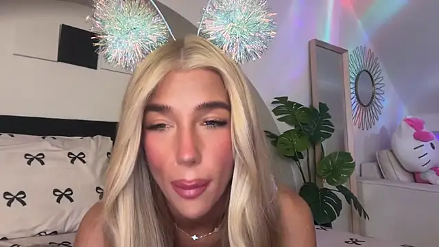 KENNIEXROSE online show from 03/24/26, 11:43