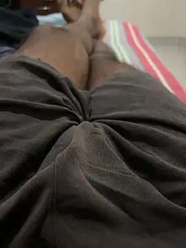 Snapshot of bigDick_000610 chatting on 10/24/25, 07:32 bigDick 000610 online show from 10/24/25, 07:32