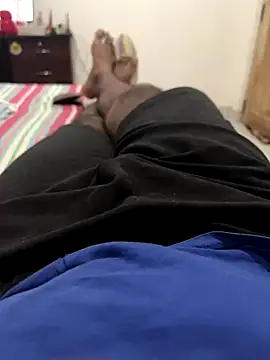 Snapshot of bigDick_000610 chatting on 10/31/25, 05:03 bigDick 000610 online show from 10/31/25, 05:03