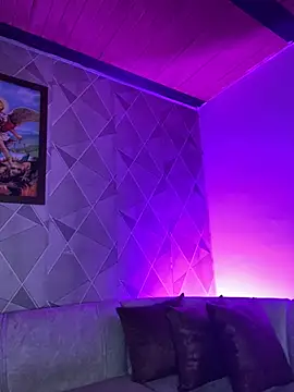 Alisse taylor2 online show from 11/07/25, 04:07