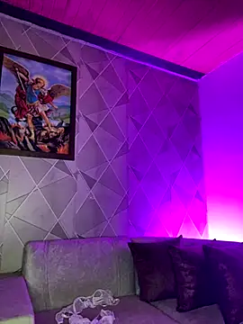 Alisse taylor2 online show from 11/08/25, 11:54