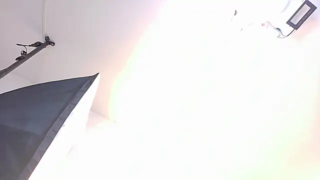 AlexandraCambell online show from 05/17/26, 07:50