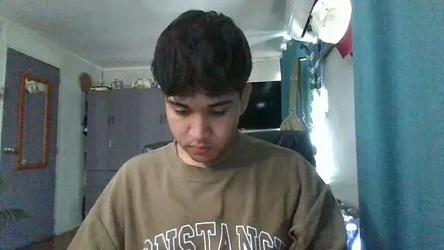 Snapshot of angxhot chatting on 12/04/25, 02:48 angxhot online show from 12/04/25, 02:48