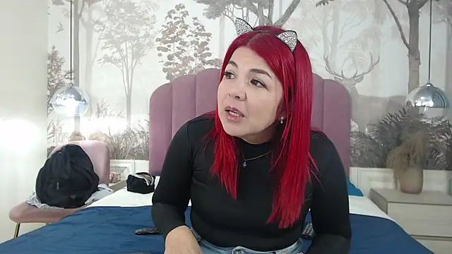 CorineRay online show from 10/22/25, 05:24