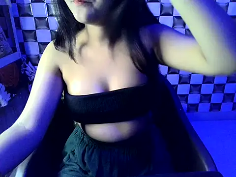 Snapshot of Beautiful_ladki chatting on 10/15/25, 06:08 Beautiful ladki online show from 10/15/25, 06:08