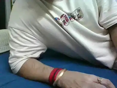 7 INCH MONSTER online show from 07/09/26, 10:41