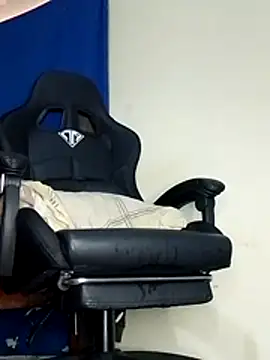 Bosssweet22cm online show from 12/04/25, 02:04