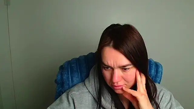 Lola Saymyname online show from 05/02/26, 05:56