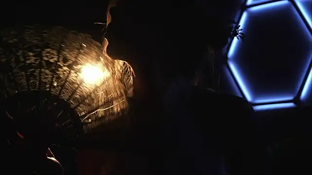 Alvuwkaa online show from 10/25/25, 08:00