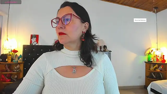 D Martii online show from 11/22/25, 12:26