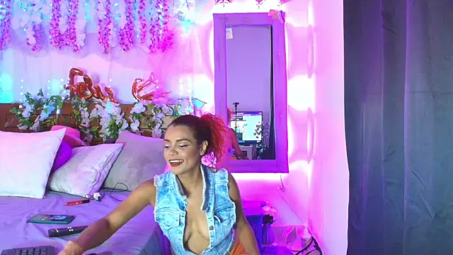 DevoraHarper  online show from 04/09/26, 08:58