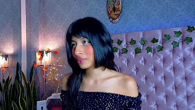 LizetteKitty online show from 11/08/25, 12:44