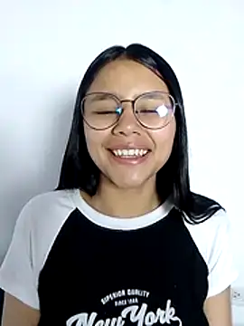 SofieLove 01 online show from 02/01/26, 08:02