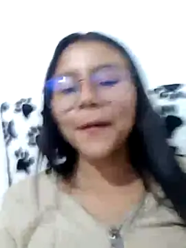 SofieLove 01 online show from 04/08/26, 10:10