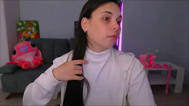 queenofthesense  online show from 10/19/25, 10:49