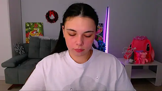 queenofthesense  online show from 11/21/25, 10:14