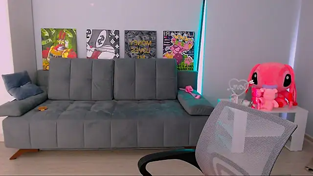 queenofthesense  online show from 02/17/26, 08:11