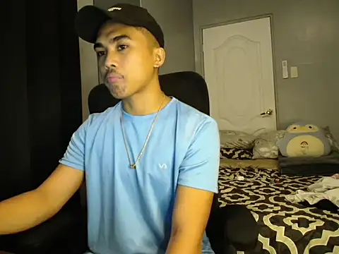 Snapshot of pinoyAdrianneXXX chatting on 10/02/25, 02:29 pinoyAdrianneXXX online show from 10/02/25, 02:29