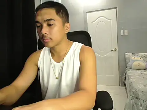 Snapshot of pinoyAdrianneXXX chatting on 10/15/25, 02:01 pinoyAdrianneXXX online show from 10/15/25, 02:01