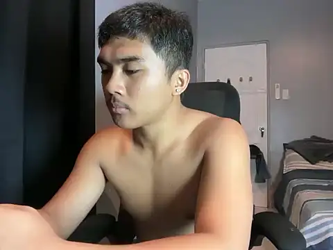 Snapshot of pinoyAdrianneXXX chatting on 07/06/26, 11:51 pinoyAdrianneXXX online show from 07/06/26, 11:51