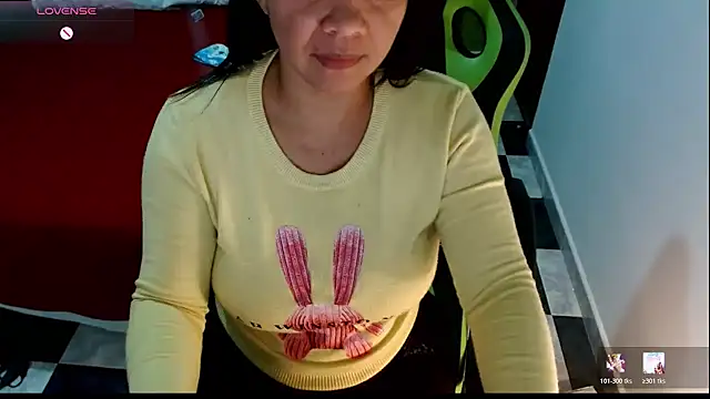 hiilarybrown online show from 07/12/26, 04:14