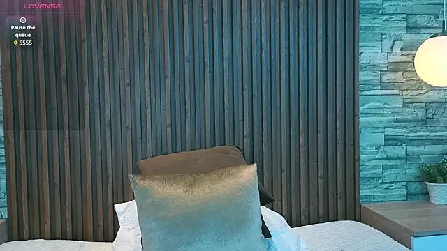 leilapons online show from 04/04/26, 05:43