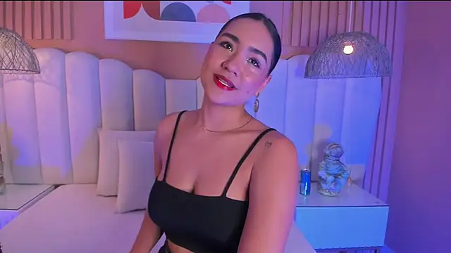 noa moon online show from 12/19/25, 02:07