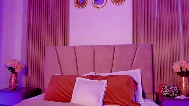 Rachell Jamess online show from 11/13/25, 03:38