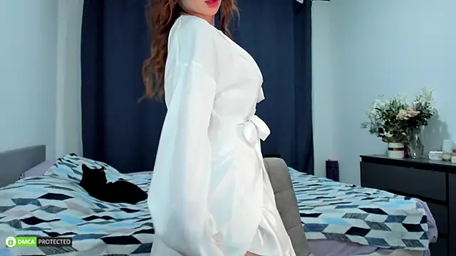 Snapshot of hey_tyankaa chatting on 12/14/25, 01:44 hey tyankaa online show from 12/14/25, 01:44