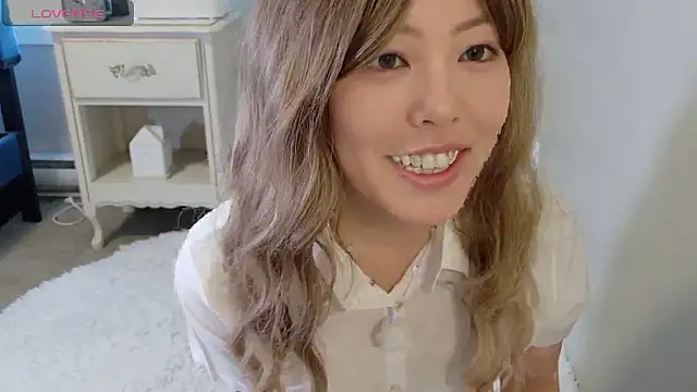 Nana with online show from 03/11/26, 09:10