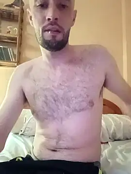 Snapshot of alexpo27 chatting on 11/01/25, 03:19 alexpo27 online show from 11/01/25, 03:19