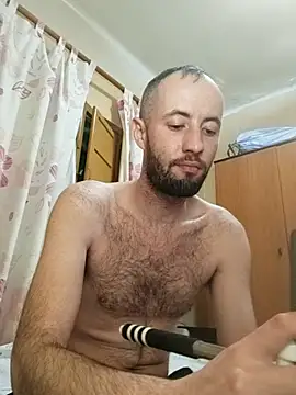 Snapshot of alexpo27 chatting on 11/08/25, 01:39 alexpo27 online show from 11/08/25, 01:39