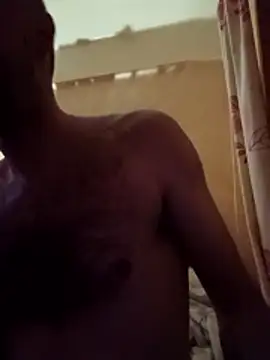 Snapshot of alexpo27 chatting on 01/12/26, 03:45 alexpo27 online show from 01/12/26, 03:45