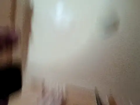 Snapshot of alexpo27 chatting on 02/03/26, 10:26 alexpo27 online show from 02/03/26, 10:26