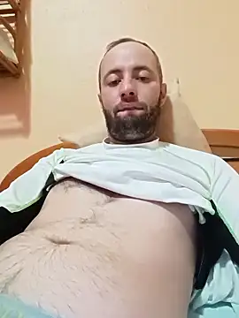 Snapshot of alexpo27 chatting on 03/02/26, 12:46 alexpo27 online show from 03/02/26, 12:46