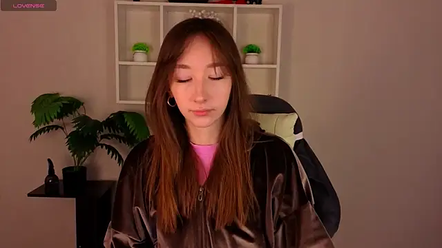 Miche1le Allenne online show from 04/21/26, 12:56