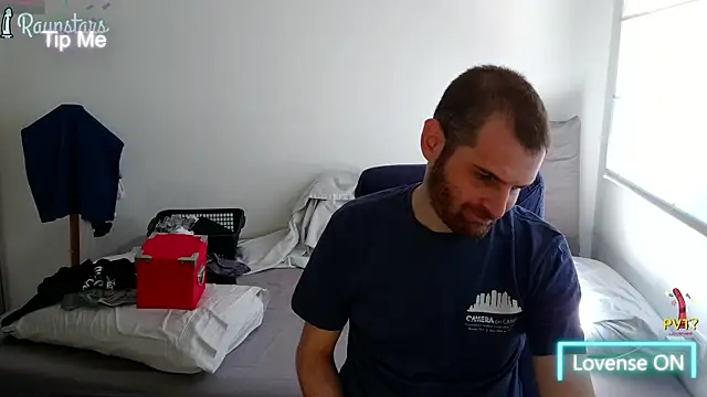 Snapshot of raynstars chatting on 09/11/25, 11:10 raynstars online show from 09/11/25, 11:10