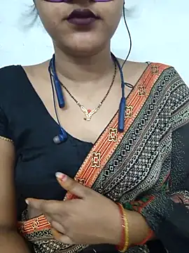 BEAUTY QUE online show from 10/22/25, 11:32