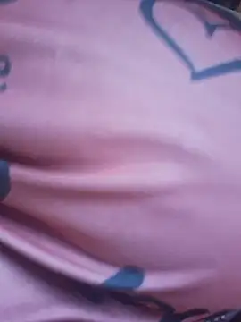 Snapshot of your-cute-baby chatting on 12/15/25, 09:13 your-cute-baby online show from 12/15/25, 09:13