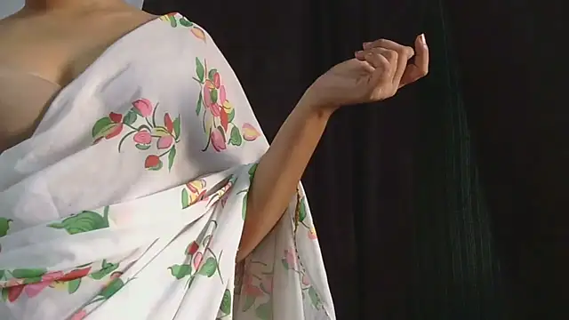 Cute-Bacchi online show from 09/29/25, 01:22