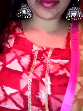 annanya01 online show from 11/12/25, 05:19