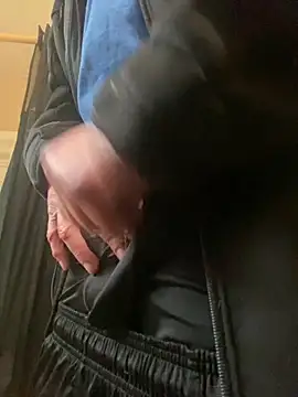 Bigrich112277 online show from 02/18/26, 09:44